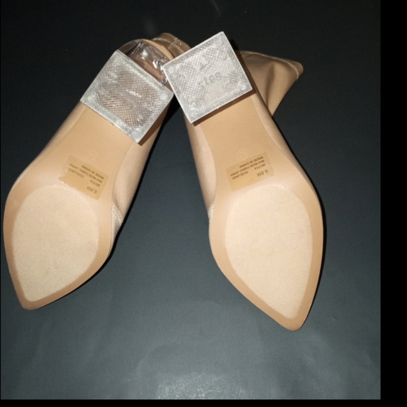 Fashion Nova Add My Two Cents Booties Sz 6.5M - Picture 6 of 8